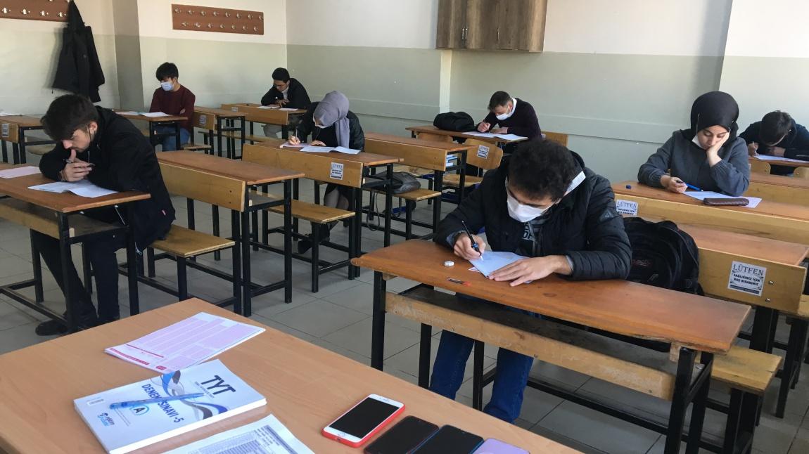 12.Sınıf Öğrencilerimize TYT Deneme Sınavı Yapıldı.